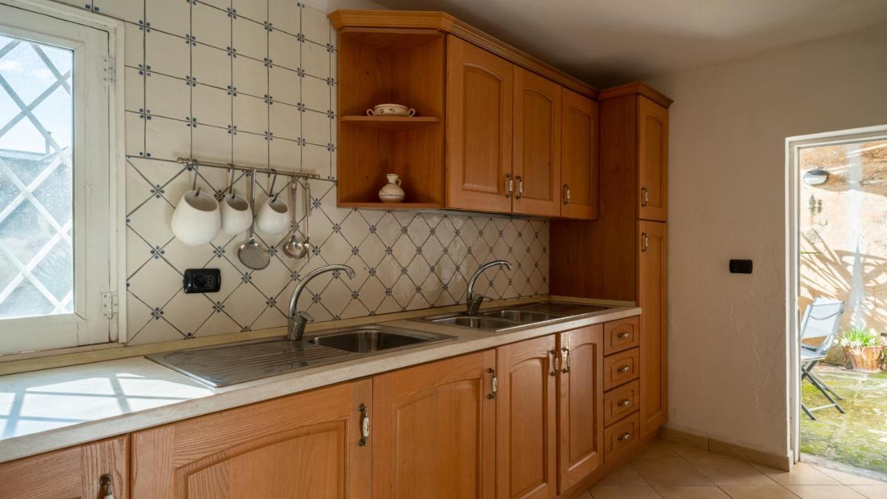 Italianway - Casa Del Barone Apartment Lecce Bagian luar foto