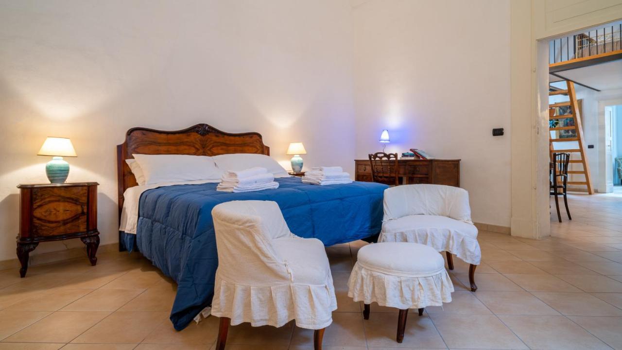 Italianway - Casa Del Barone Apartment Lecce Bagian luar foto