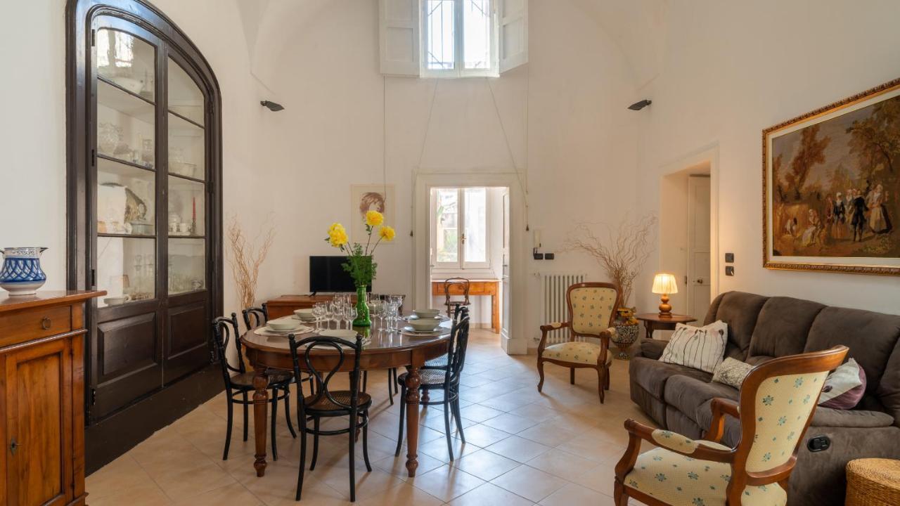 Italianway - Casa Del Barone Apartment Lecce Bagian luar foto