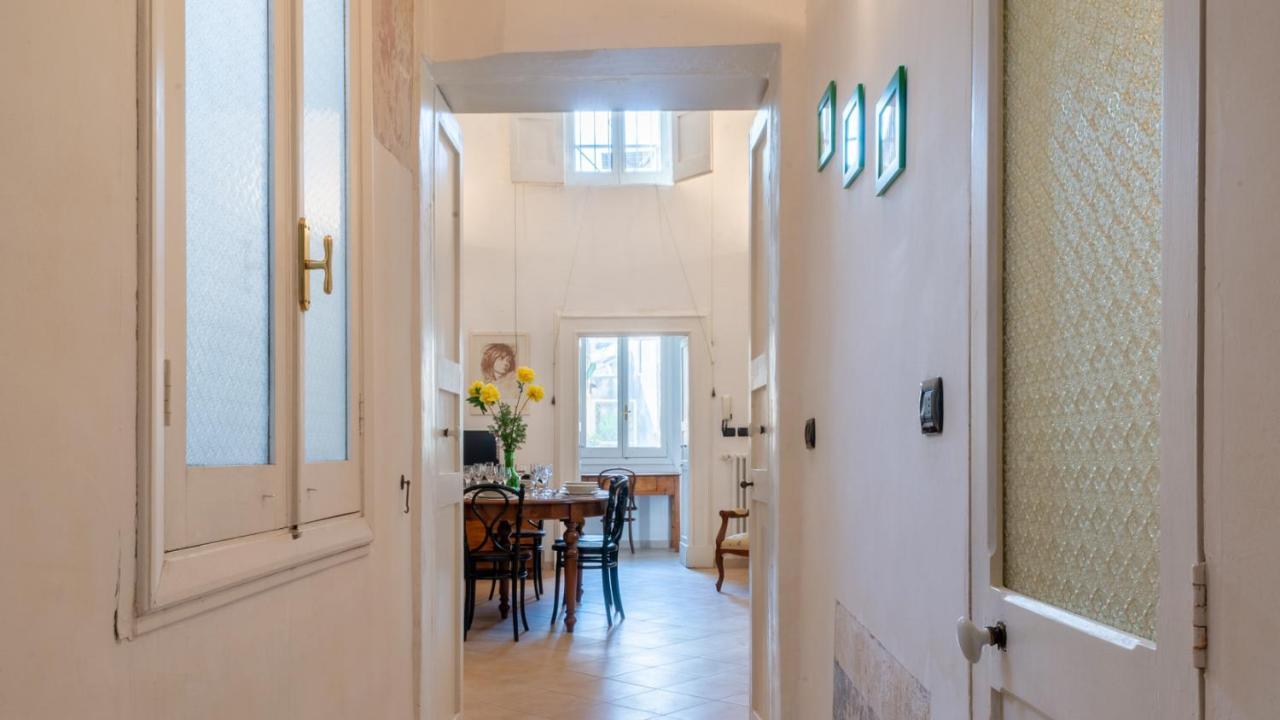 Italianway - Casa Del Barone Apartment Lecce Bagian luar foto